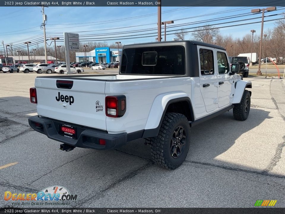 2023 Jeep Gladiator Willys 4x4 Bright White / Black Photo #8