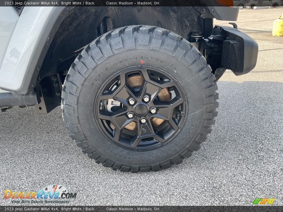 2023 Jeep Gladiator Willys 4x4 Bright White / Black Photo #13