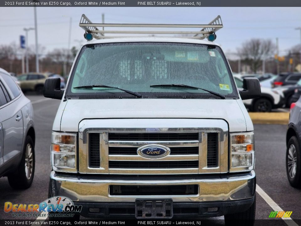 2013 Ford E Series Van E250 Cargo Oxford White / Medium Flint Photo #2