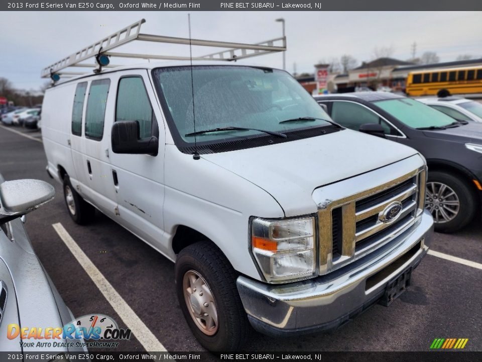 2013 Ford E Series Van E250 Cargo Oxford White / Medium Flint Photo #3