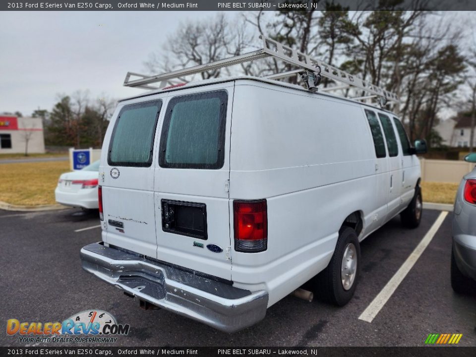 2013 Ford E Series Van E250 Cargo Oxford White / Medium Flint Photo #5