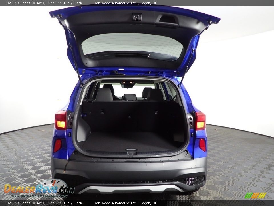2023 Kia Seltos LX AWD Neptune Blue / Black Photo #8