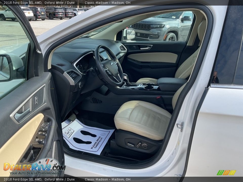 2018 Ford Edge SEL AWD Oxford White / Dune Photo #2