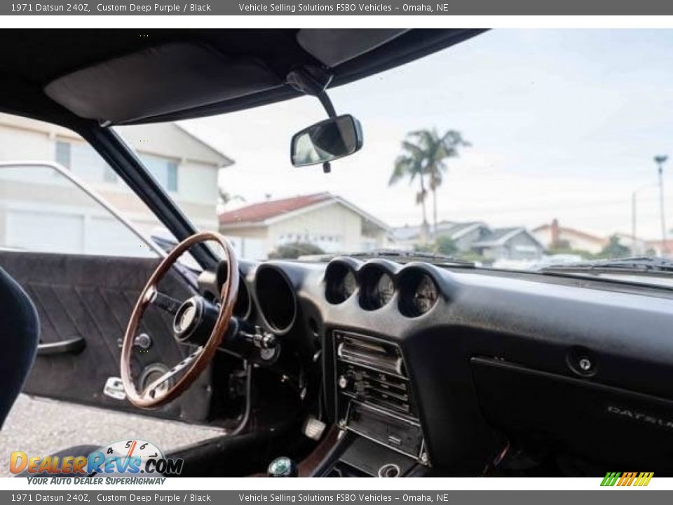 Dashboard of 1971 Datsun 240Z  Photo #6