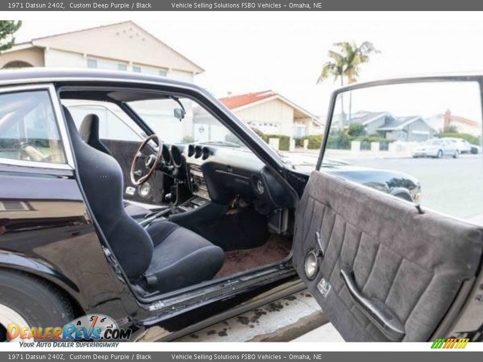 Front Seat of 1971 Datsun 240Z  Photo #14