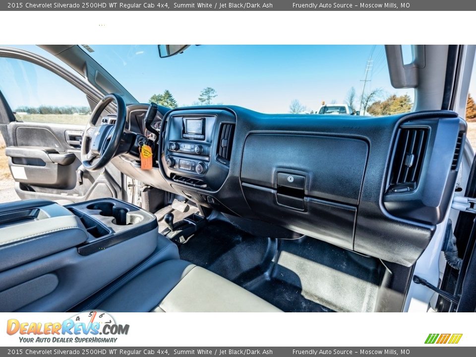 2015 Chevrolet Silverado 2500HD WT Regular Cab 4x4 Summit White / Jet Black/Dark Ash Photo #21