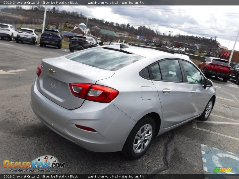 2019 Chevrolet Cruze LS Silver Ice Metallic / Black Photo #7