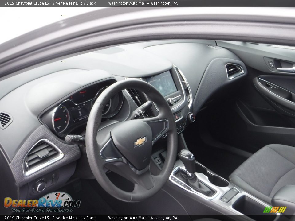 2019 Chevrolet Cruze LS Silver Ice Metallic / Black Photo #9