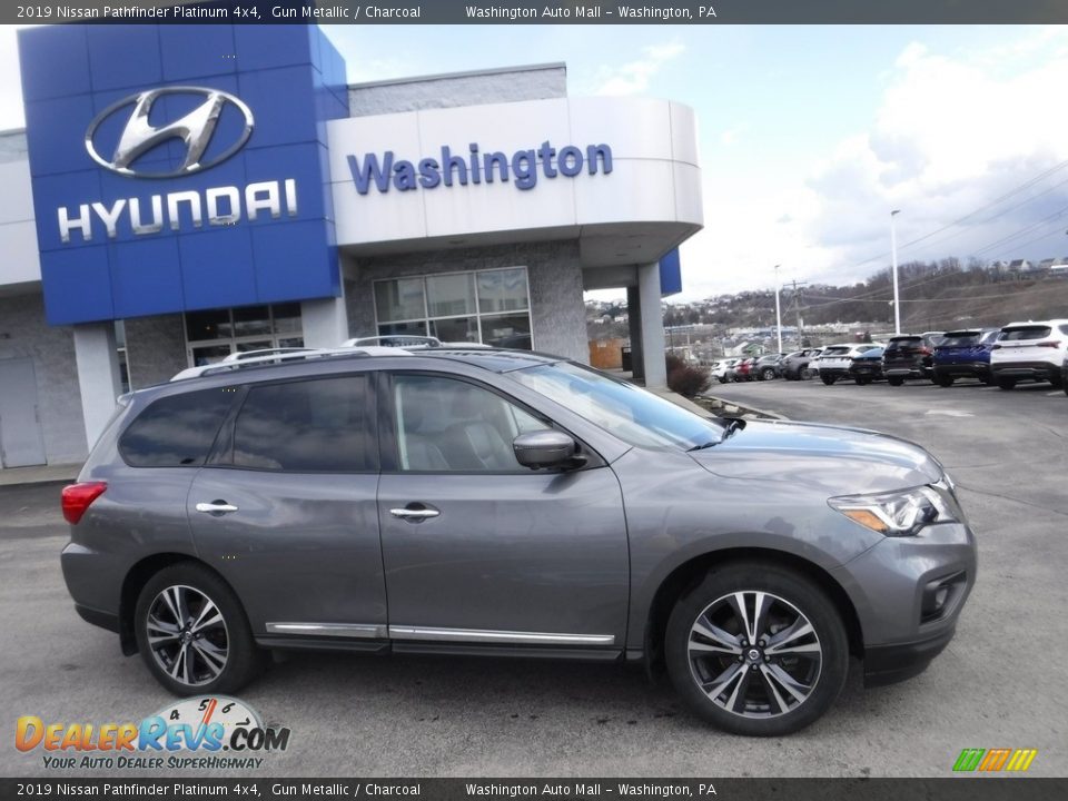 2019 Nissan Pathfinder Platinum 4x4 Gun Metallic / Charcoal Photo #2