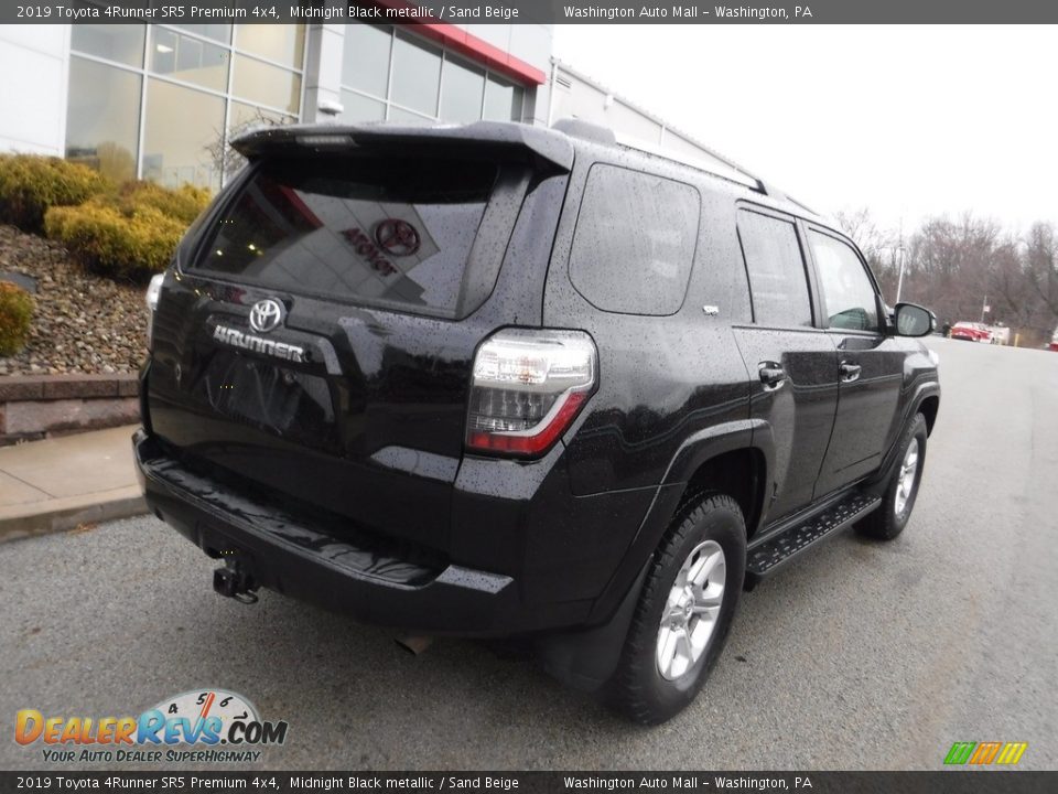 2019 Toyota 4Runner SR5 Premium 4x4 Midnight Black metallic / Sand Beige Photo #20