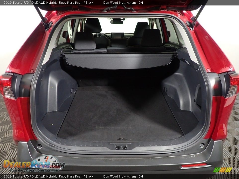 2019 Toyota RAV4 XLE AWD Hybrid Ruby Flare Pearl / Black Photo #14
