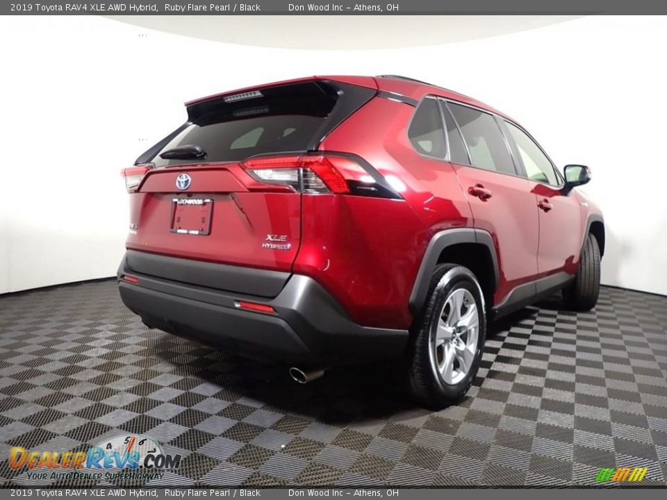 2019 Toyota RAV4 XLE AWD Hybrid Ruby Flare Pearl / Black Photo #15