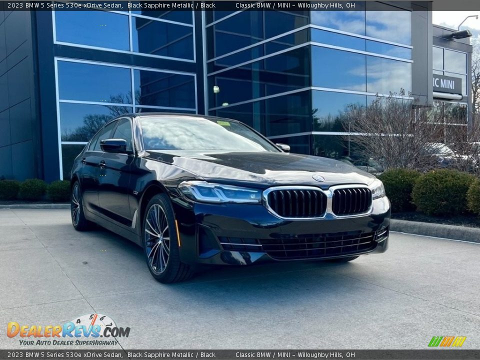 2023 BMW 5 Series 530e xDrive Sedan Black Sapphire Metallic / Black Photo #1