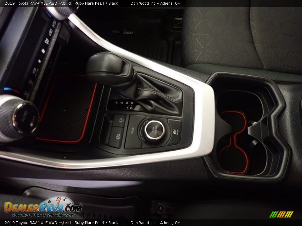 2019 Toyota RAV4 XLE AWD Hybrid Ruby Flare Pearl / Black Photo #28