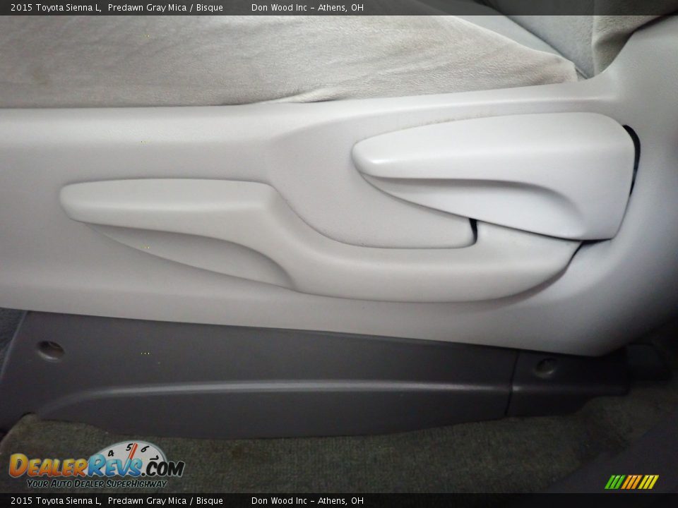 2015 Toyota Sienna L Predawn Gray Mica / Bisque Photo #19