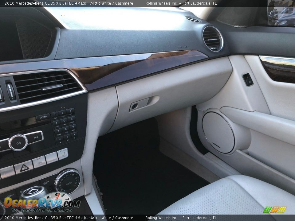 2010 Mercedes-Benz GL 350 BlueTEC 4Matic Arctic White / Cashmere Photo #6