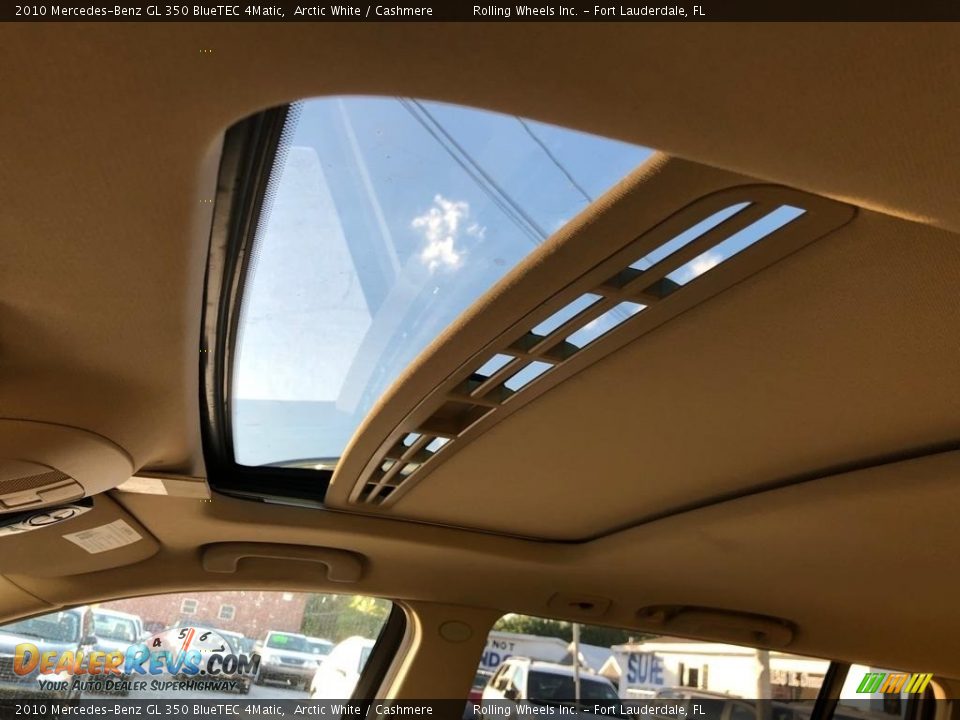 2010 Mercedes-Benz GL 350 BlueTEC 4Matic Arctic White / Cashmere Photo #8
