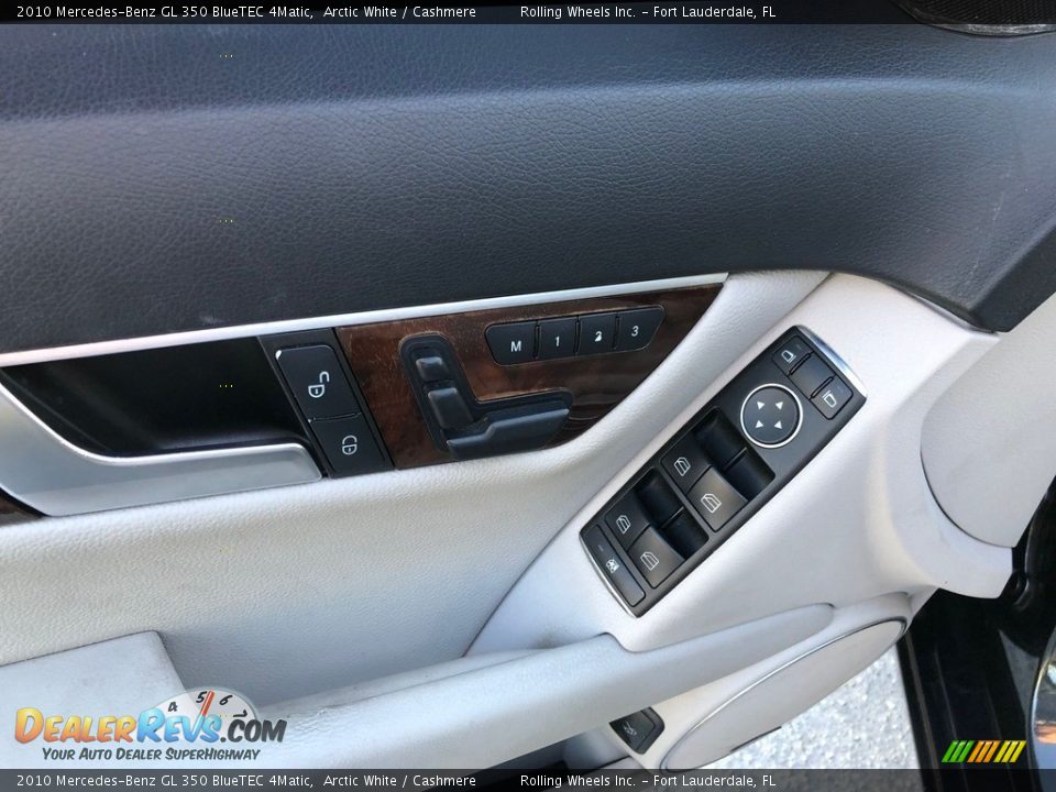 2010 Mercedes-Benz GL 350 BlueTEC 4Matic Arctic White / Cashmere Photo #9