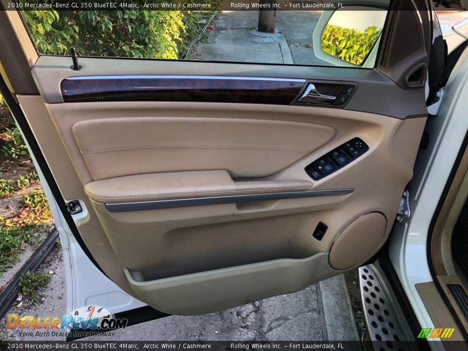 2010 Mercedes-Benz GL 350 BlueTEC 4Matic Arctic White / Cashmere Photo #11