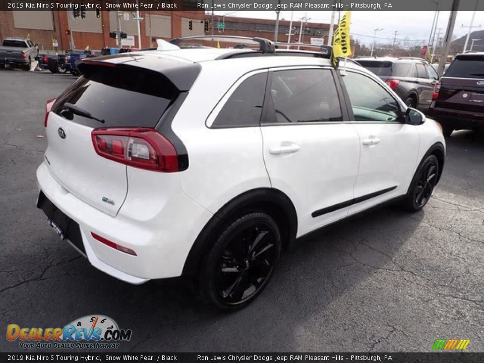 2019 Kia Niro S Touring Hybrid Snow White Pearl / Black Photo #8