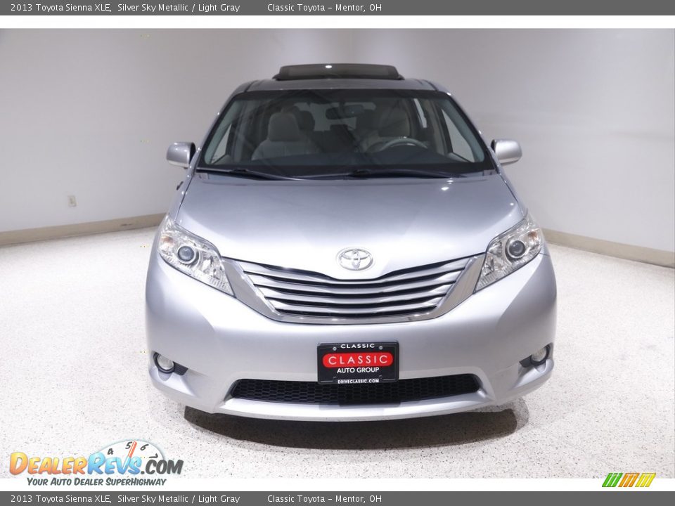 2013 Toyota Sienna XLE Silver Sky Metallic / Light Gray Photo #2
