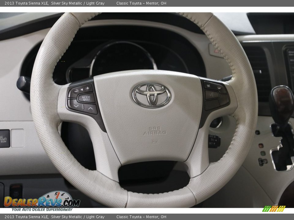 2013 Toyota Sienna XLE Silver Sky Metallic / Light Gray Photo #7