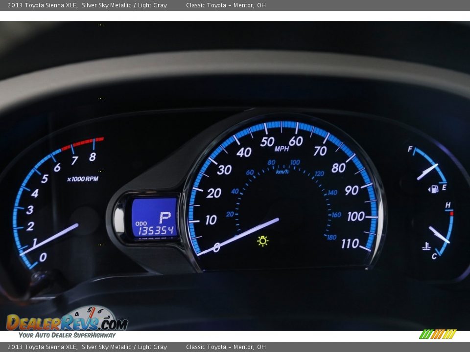 2013 Toyota Sienna XLE Silver Sky Metallic / Light Gray Photo #8