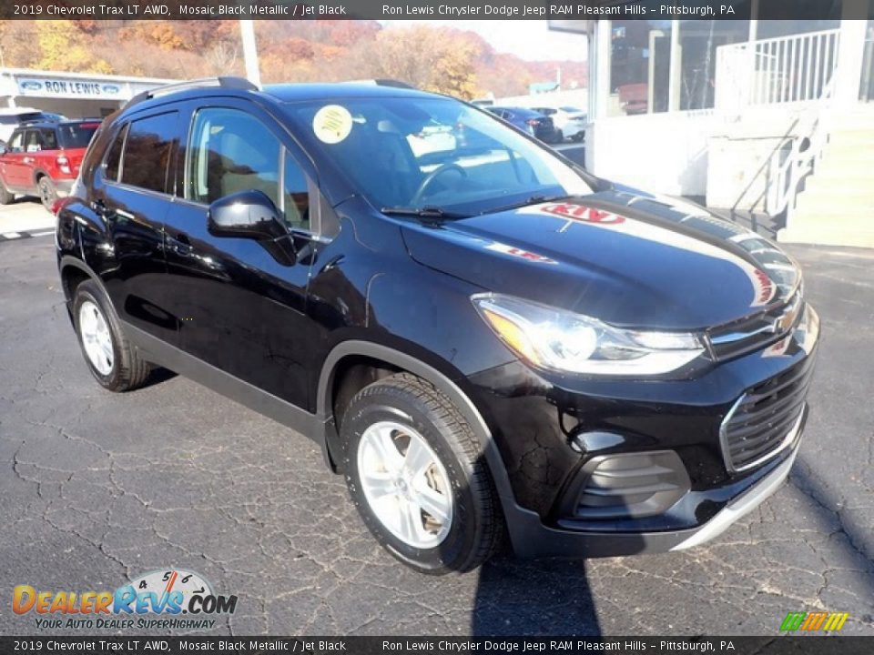 2019 Chevrolet Trax LT AWD Mosaic Black Metallic / Jet Black Photo #2