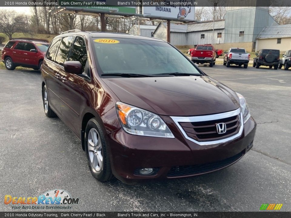 Front 3/4 View of 2010 Honda Odyssey Touring Photo #6