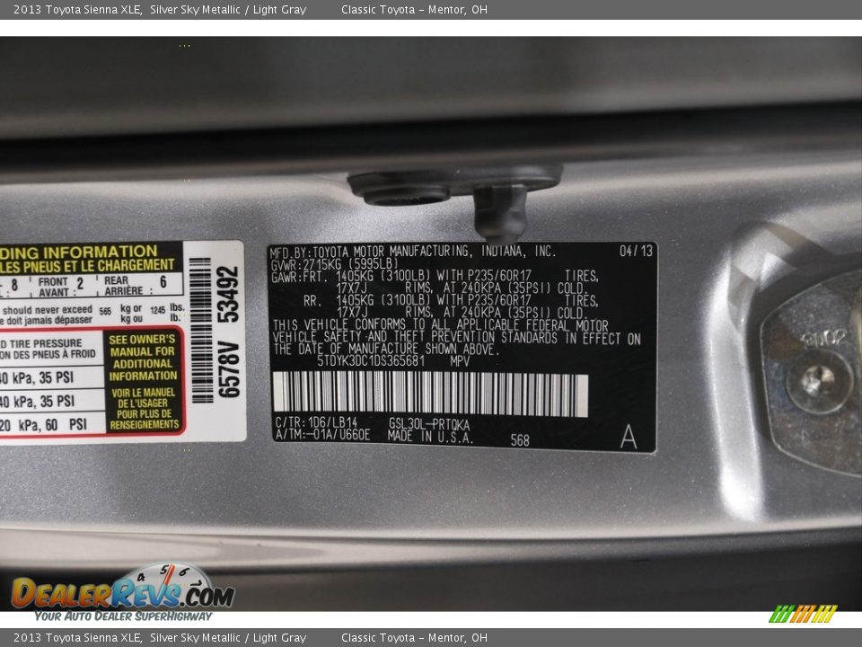 2013 Toyota Sienna XLE Silver Sky Metallic / Light Gray Photo #23
