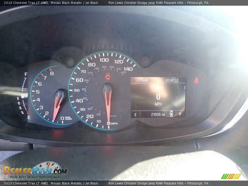 2019 Chevrolet Trax LT AWD Mosaic Black Metallic / Jet Black Photo #17