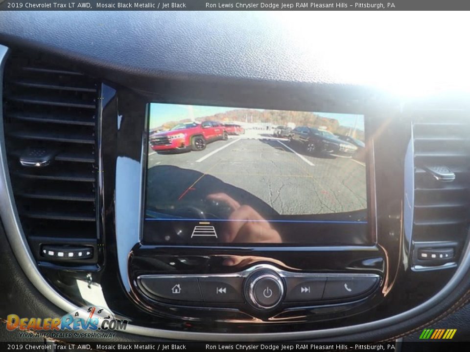 2019 Chevrolet Trax LT AWD Mosaic Black Metallic / Jet Black Photo #19