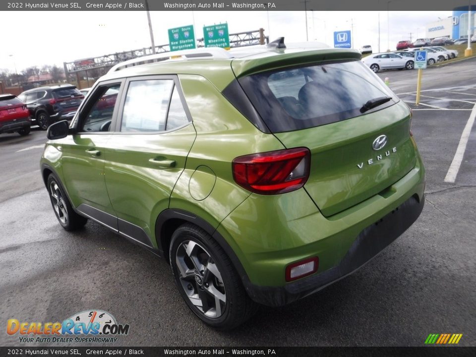 2022 Hyundai Venue SEL Green Apple / Black Photo #8