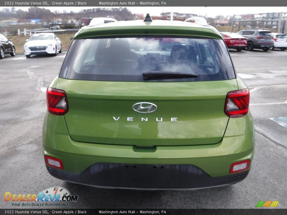 2022 Hyundai Venue SEL Green Apple / Black Photo #9