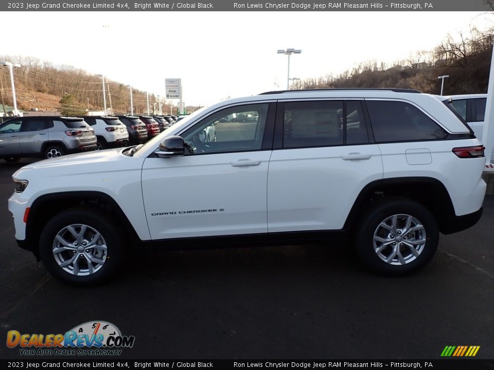 2023 Jeep Grand Cherokee Limited 4x4 Bright White / Global Black Photo #2