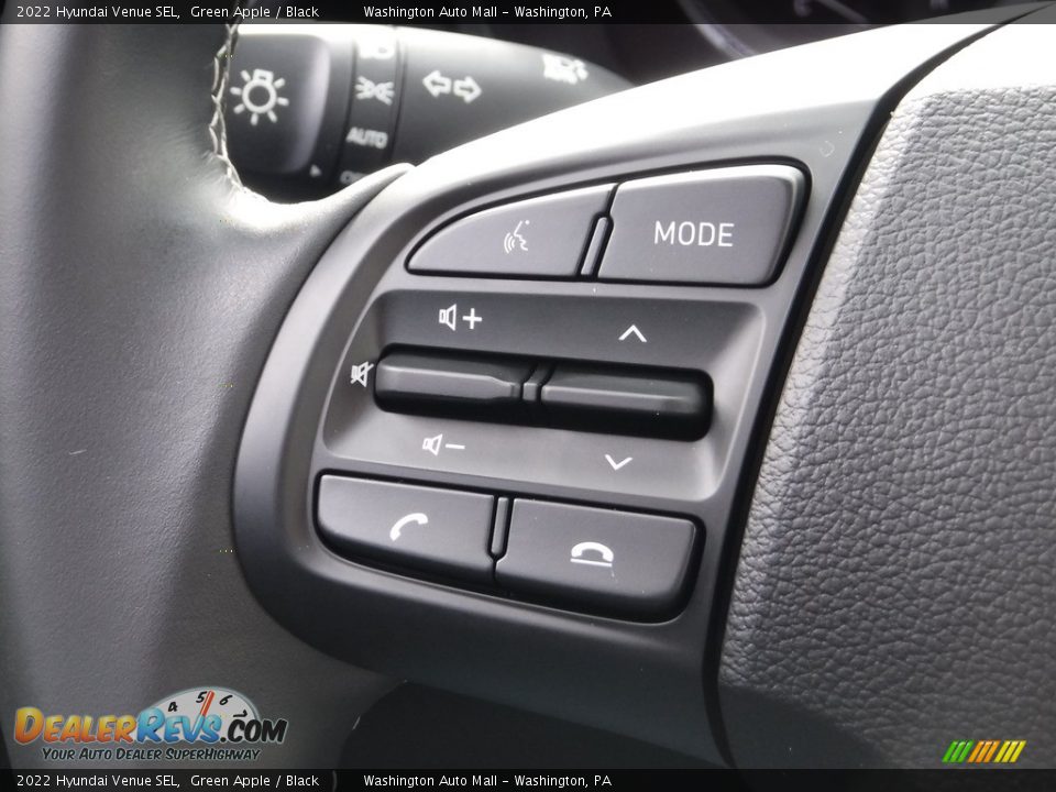 2022 Hyundai Venue SEL Green Apple / Black Photo #21