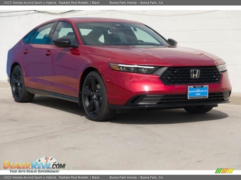 Front 3/4 View of 2023 Honda Accord Sport-L Hybrid Photo #1