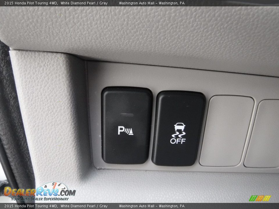 2015 Honda Pilot Touring 4WD White Diamond Pearl / Gray Photo #17