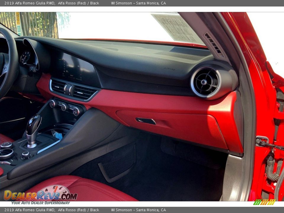 2019 Alfa Romeo Giulia RWD Alfa Rosso (Red) / Black Photo #18