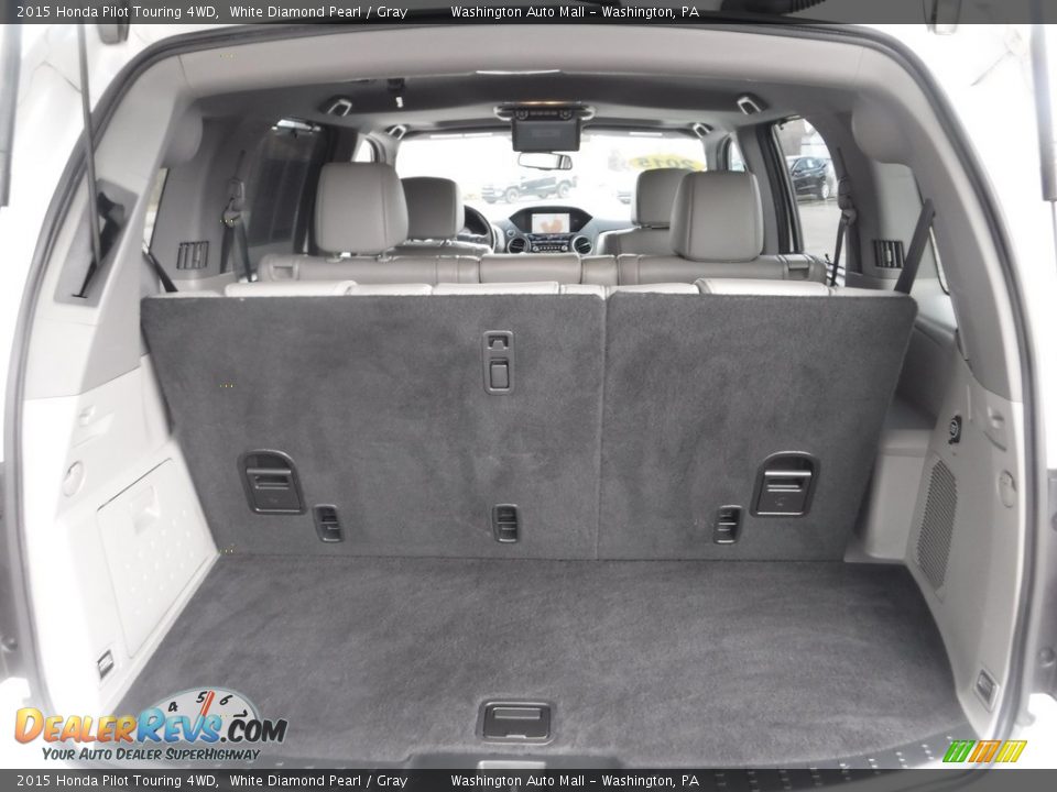 2015 Honda Pilot Touring 4WD White Diamond Pearl / Gray Photo #33