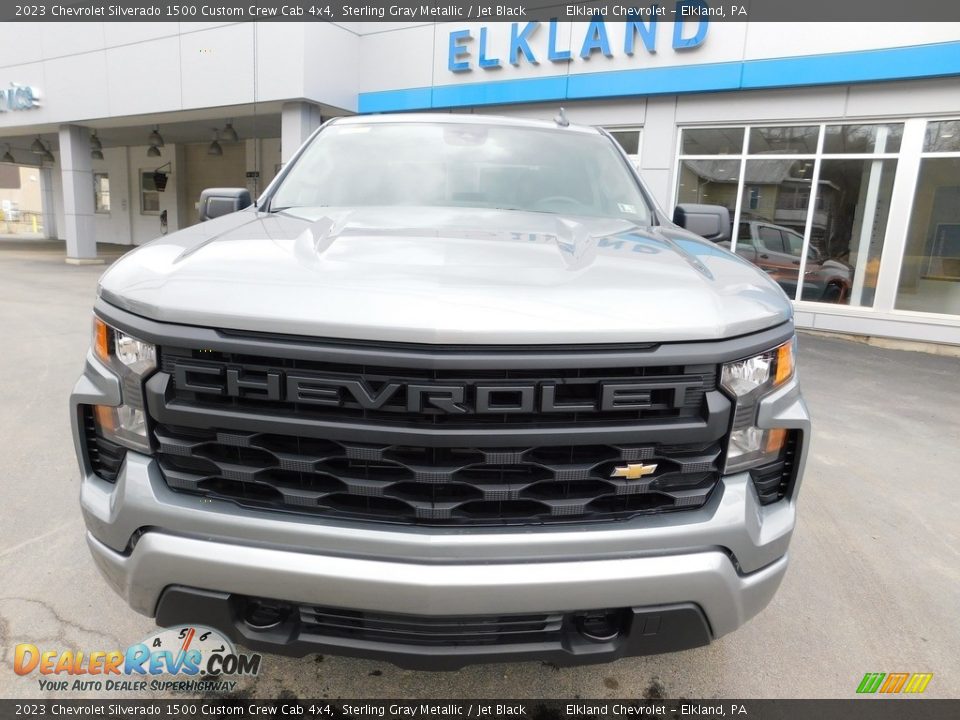 2023 Chevrolet Silverado 1500 Custom Crew Cab 4x4 Sterling Gray Metallic / Jet Black Photo #5