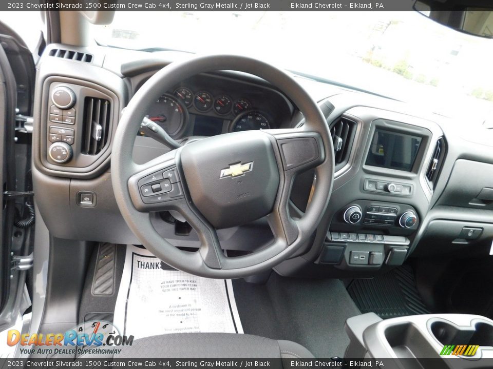 2023 Chevrolet Silverado 1500 Custom Crew Cab 4x4 Sterling Gray Metallic / Jet Black Photo #25