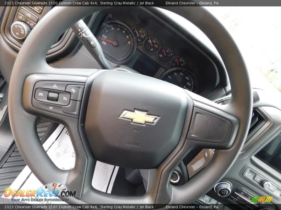 2023 Chevrolet Silverado 1500 Custom Crew Cab 4x4 Sterling Gray Metallic / Jet Black Photo #26