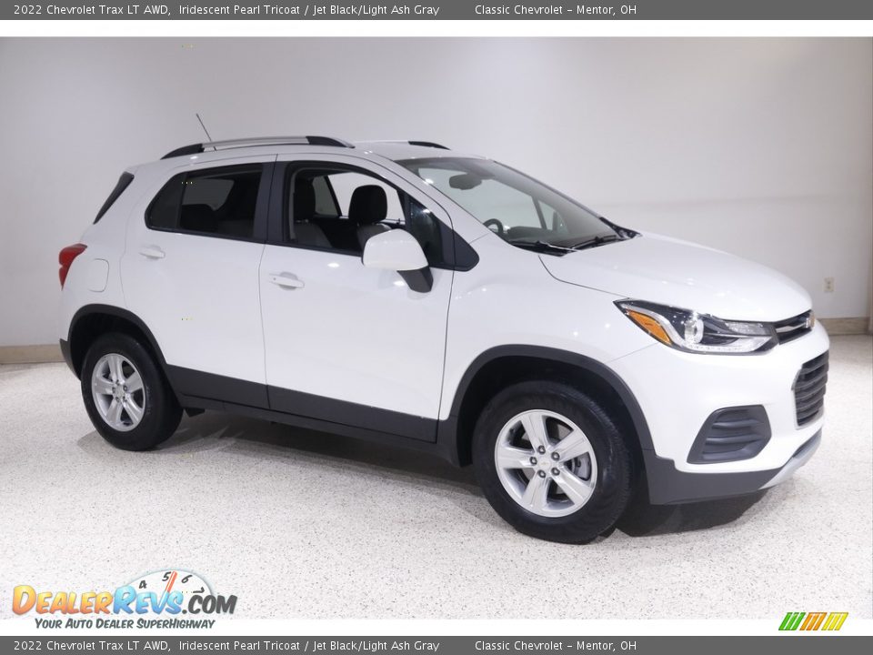 2022 Chevrolet Trax LT AWD Iridescent Pearl Tricoat / Jet Black/Light Ash Gray Photo #1