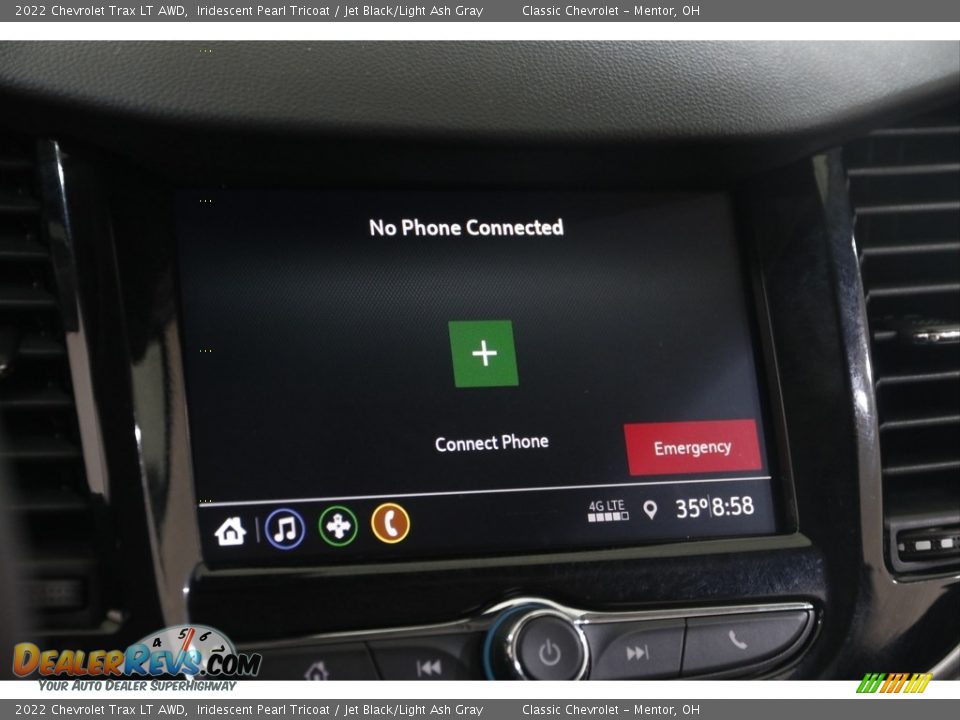 2022 Chevrolet Trax LT AWD Iridescent Pearl Tricoat / Jet Black/Light Ash Gray Photo #11