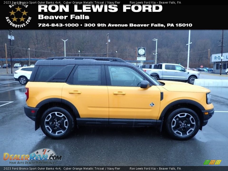 2023 Ford Bronco Sport Outer Banks 4x4 Cyber Orange Metallic Tricoat / Navy Pier Photo #1