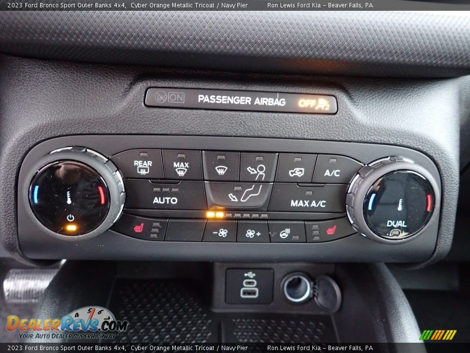 2023 Ford Bronco Sport Outer Banks 4x4 Cyber Orange Metallic Tricoat / Navy Pier Photo #19