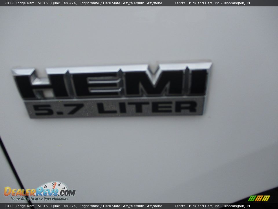 2012 Dodge Ram 1500 ST Quad Cab 4x4 Bright White / Dark Slate Gray/Medium Graystone Photo #25
