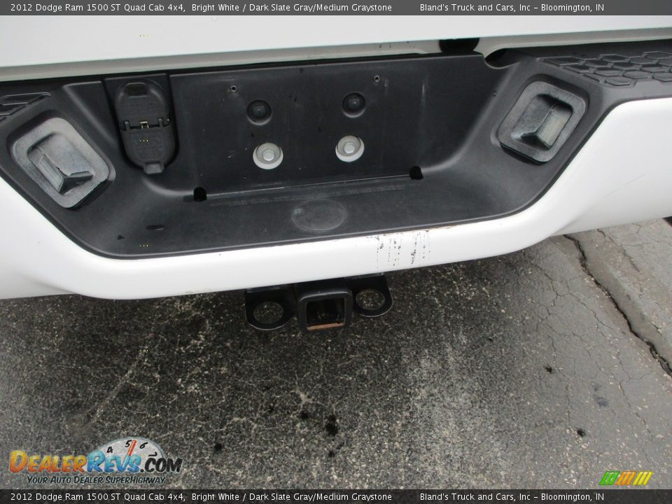 2012 Dodge Ram 1500 ST Quad Cab 4x4 Bright White / Dark Slate Gray/Medium Graystone Photo #28