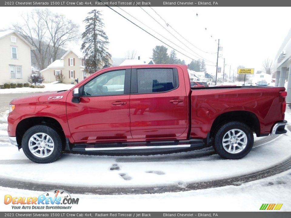 2023 Chevrolet Silverado 1500 LT Crew Cab 4x4 Radiant Red Tintcoat / Jet Black Photo #10